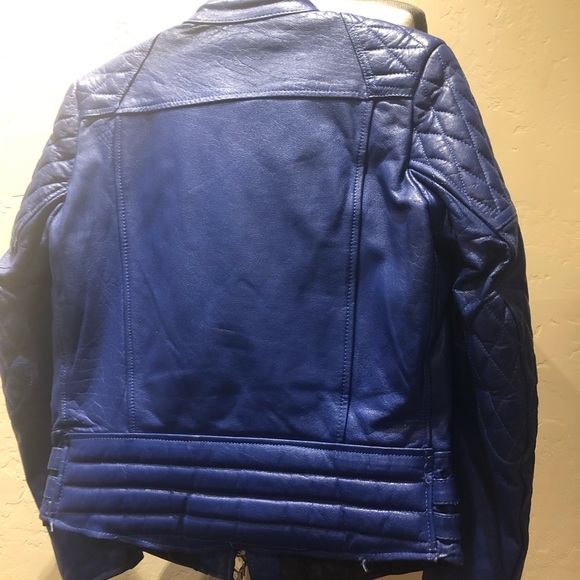 Blue real leather jacket - Picture 2 of 7